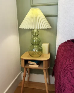 Beliani Lampada da tavolo SENGWA Vetro Verde