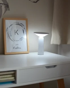 Best Beliani Lampada da tavolo senza fili a LED LEVIRA con dimmer Metallo Bianco
