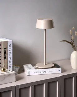 Sale Beliani Lampada da tavolo senza fili a LED GUDER con dimmer Metallo Beige