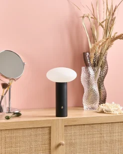 Discount Beliani Lampada da tavolo senza fili a LED BUAYAN con dimmer Metallo Nero Bianco Nero