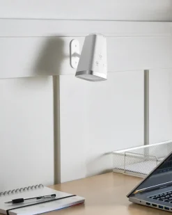 Outlet Beliani Lampada da tavolo senza fili a LED MUSCA con dimmer Bianco