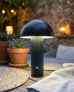 Beliani Lampada da tavolo senza fili a LED BOJO con dimmer Metallo Nero