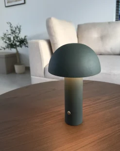 Outlet Beliani Lampada da tavolo senza fili a LED BOJO con dimmer Metallo scuro Verde