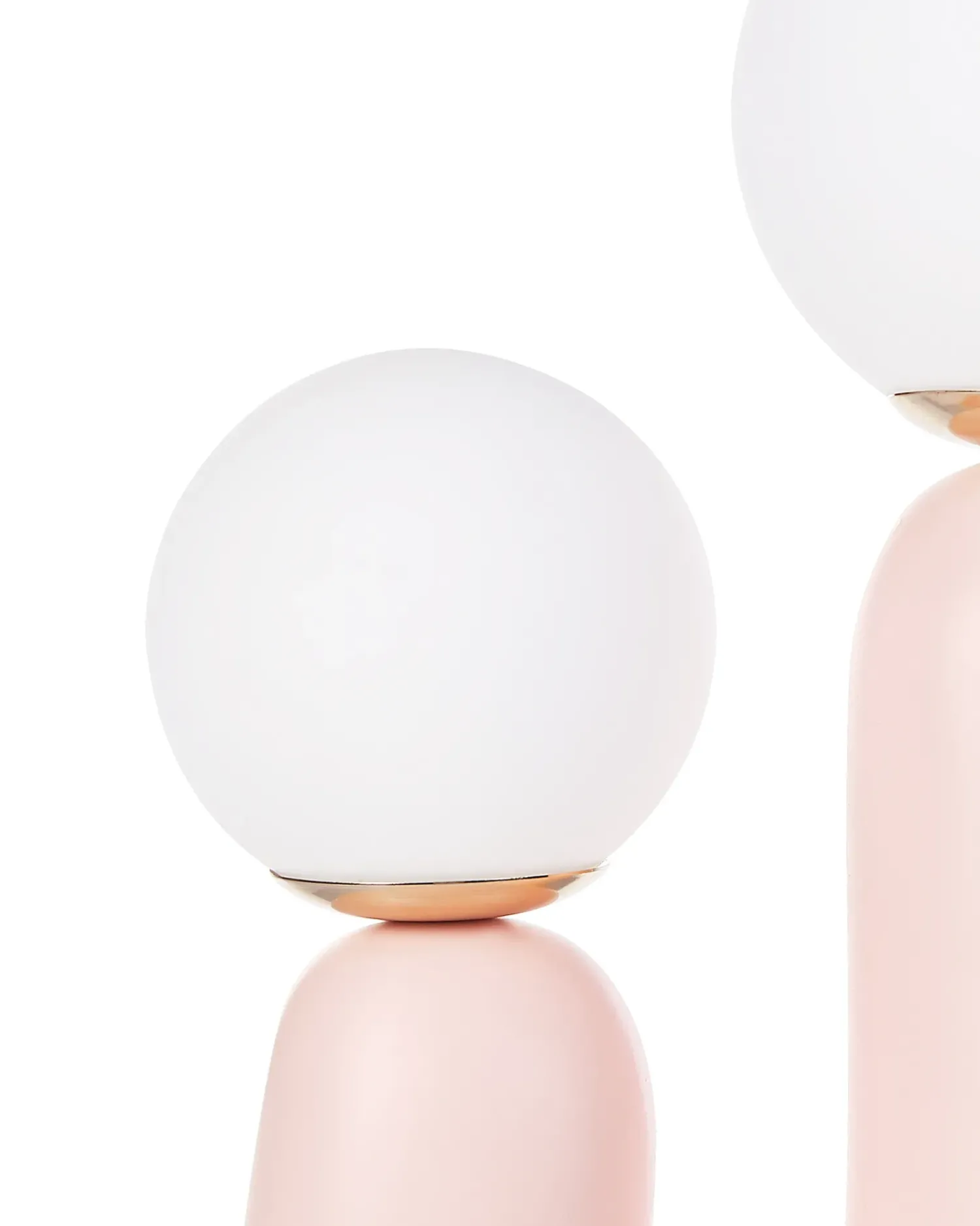 Beliani Lampada da tavolo TULUN Rosa pastello Bianco Rosa
