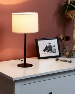 Sale Beliani Lampada da tavolo VINAZCO Bouclé Bianco Bianco Nero