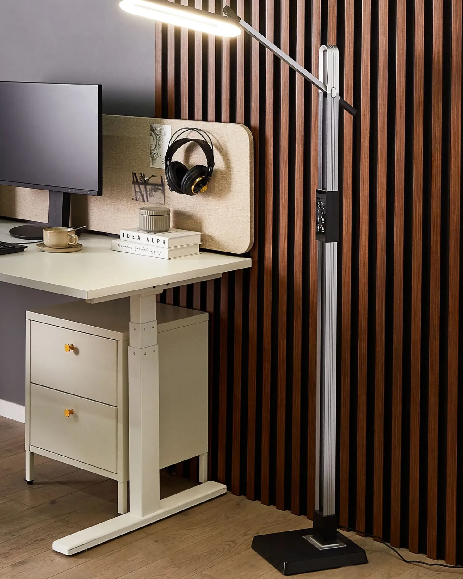 Sale Beliani Lampada da terra a LED AQUARIUS con dimmer Metallo Grigio scuro Grigio Nero