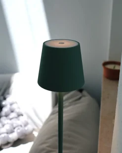 Beliani Lampada da terra senza fili a LED GAVARRESA con dimmer Metallo Verde