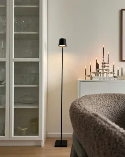 Beliani Lampada da terra senza fili a LED GAVARRESA con dimmer Metallo Nero