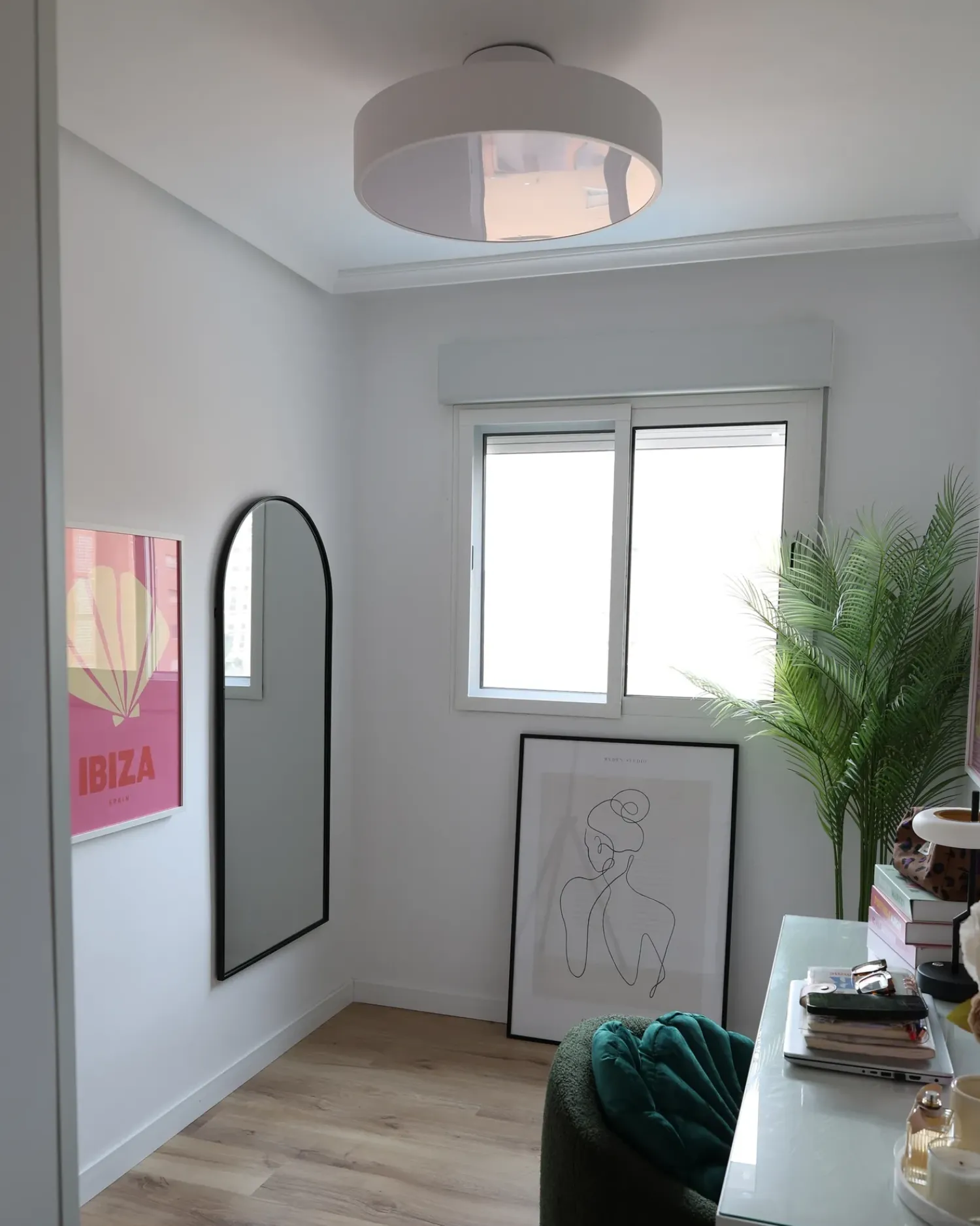 Clearance Beliani Lampadario a LED BALILI Metallo Bianco