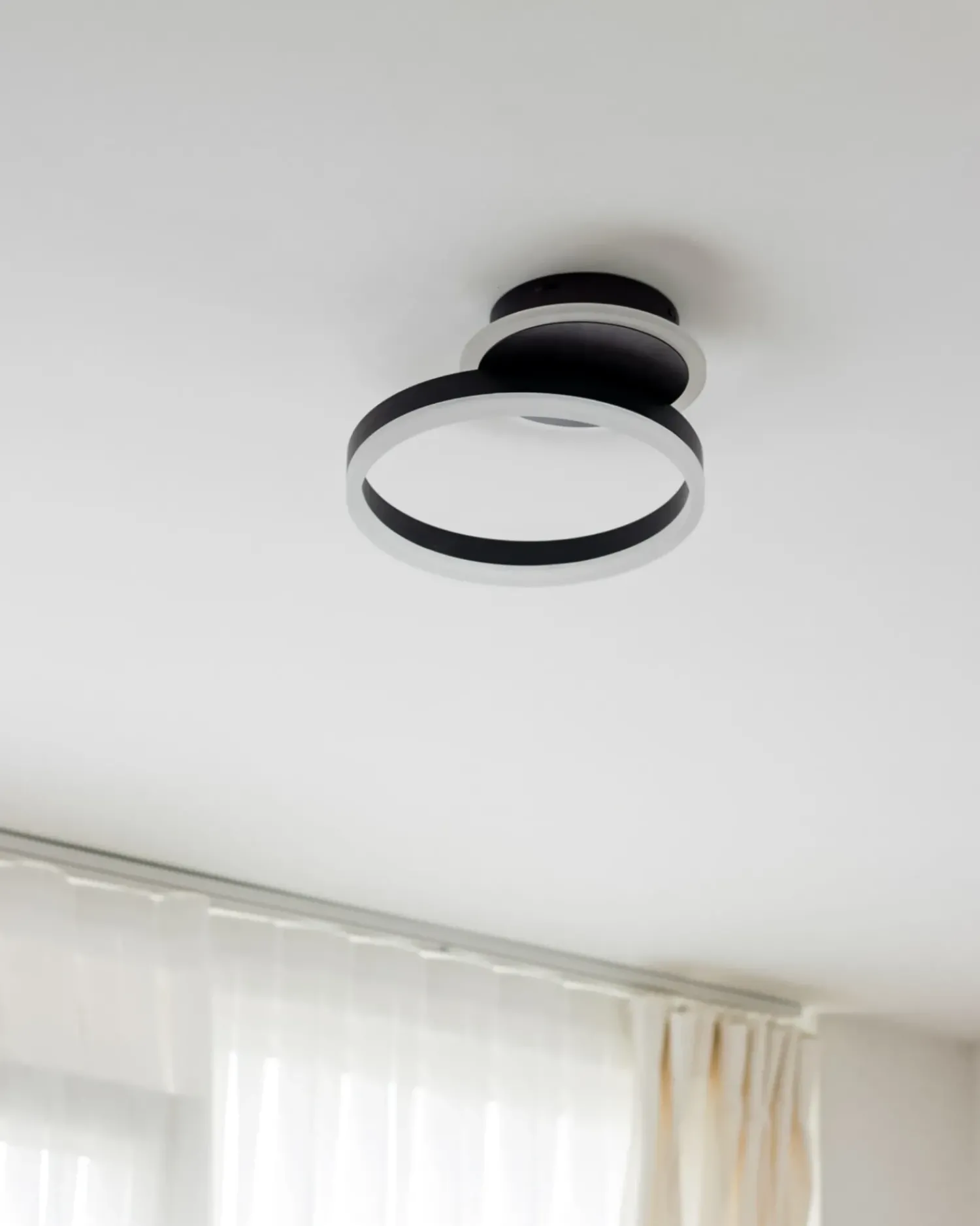 Best Beliani Lampadario a LED GLYDE Metallo scuro Marrone