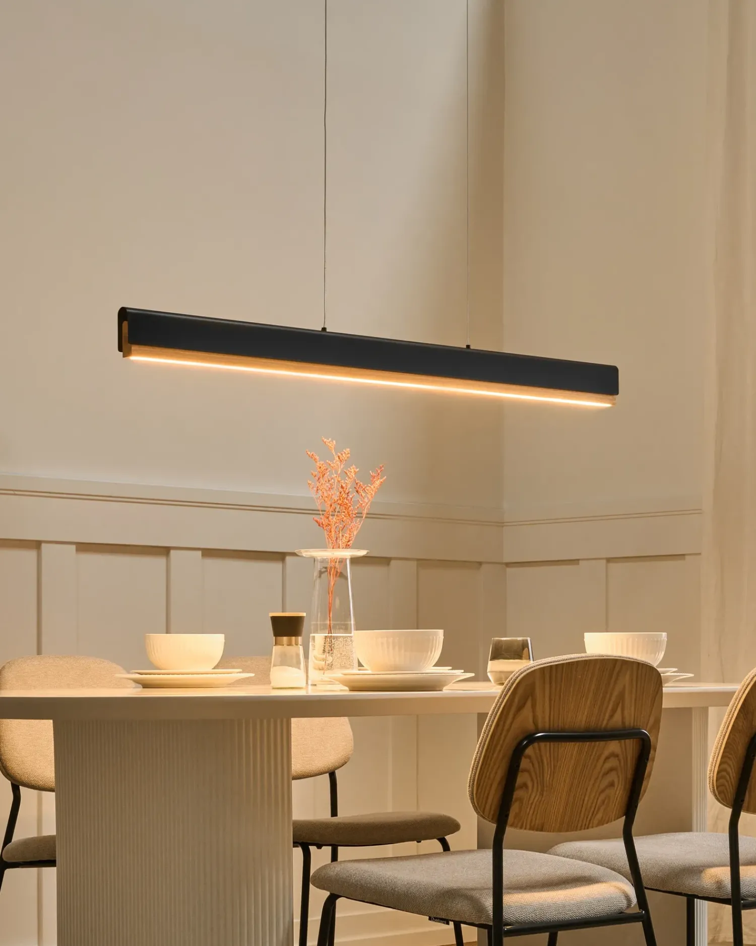 Outlet Beliani Lampadario a LED MARA Metallo Nero Marrone Nero