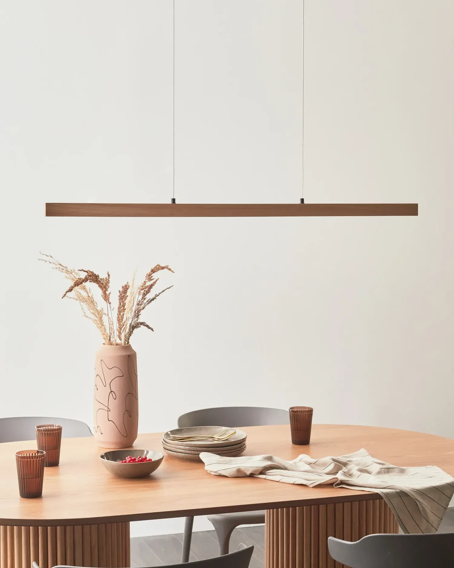 Beliani Lampadario a LED STEWARTS con telecomando con dimmer Legno di quercia chiaro Marrone