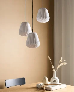 Clearance Beliani Lampadario a 3 luci HONDE Carta Bianco Bianco Nero
