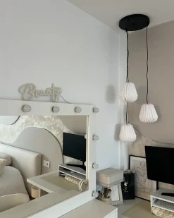Clearance Beliani Lampadario a 3 luci HONDE Carta Bianco Bianco Nero