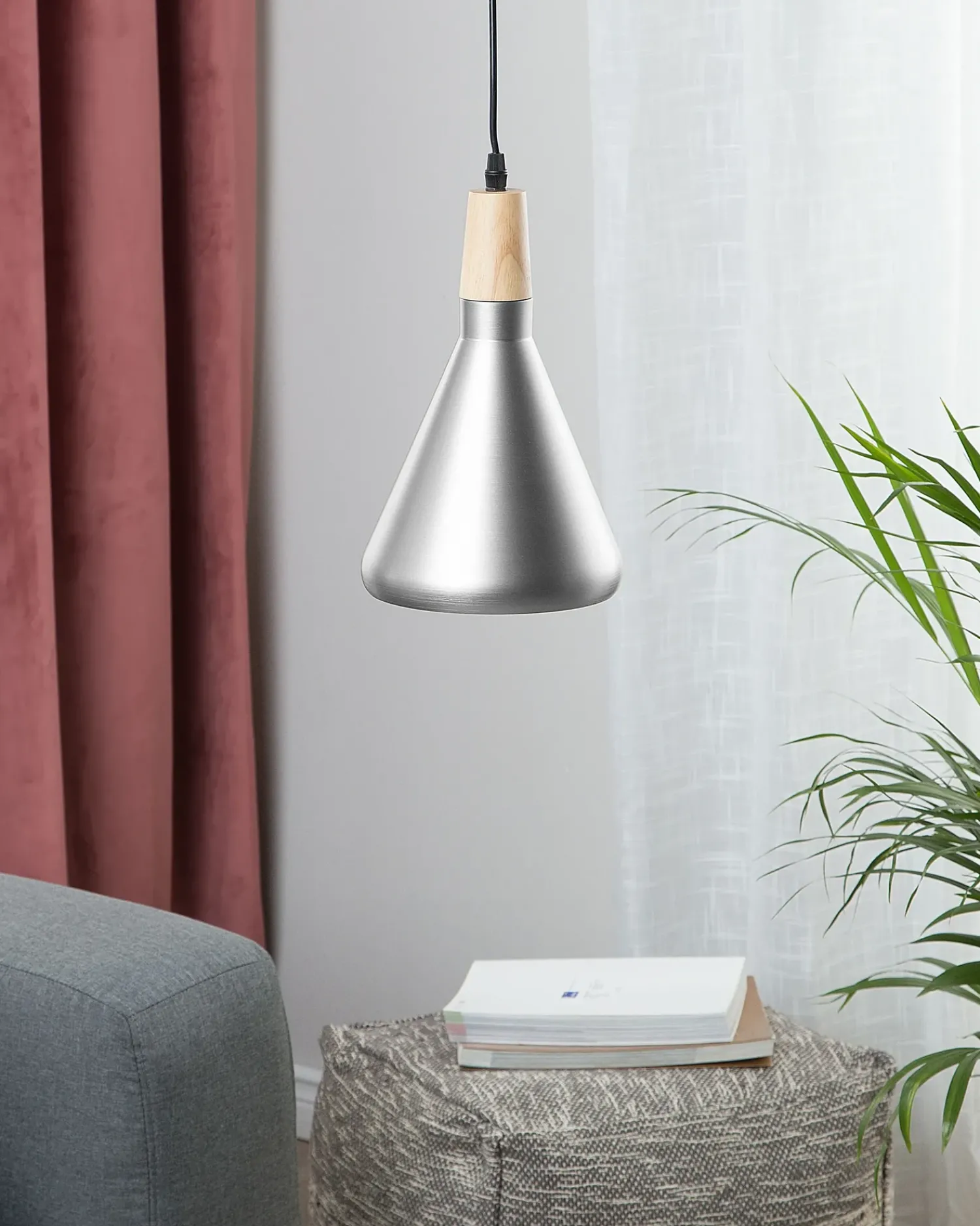 Sale Beliani Lampadario ARDA Metallo Argento Marrone Argento