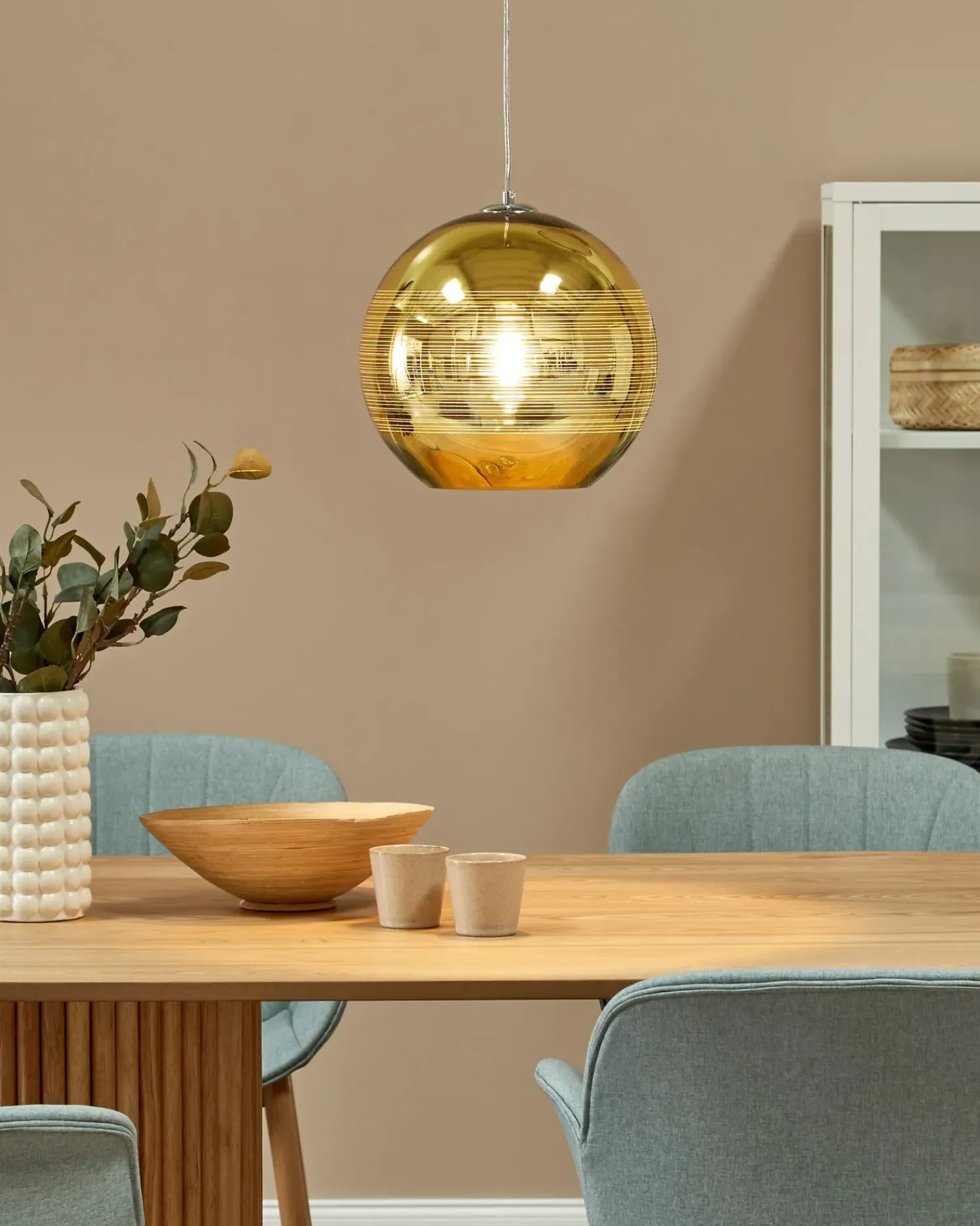 Outlet Beliani Lampadario ASARO Vetro Oro