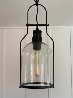 Beliani Lampadario BASHILO Metallo Nero