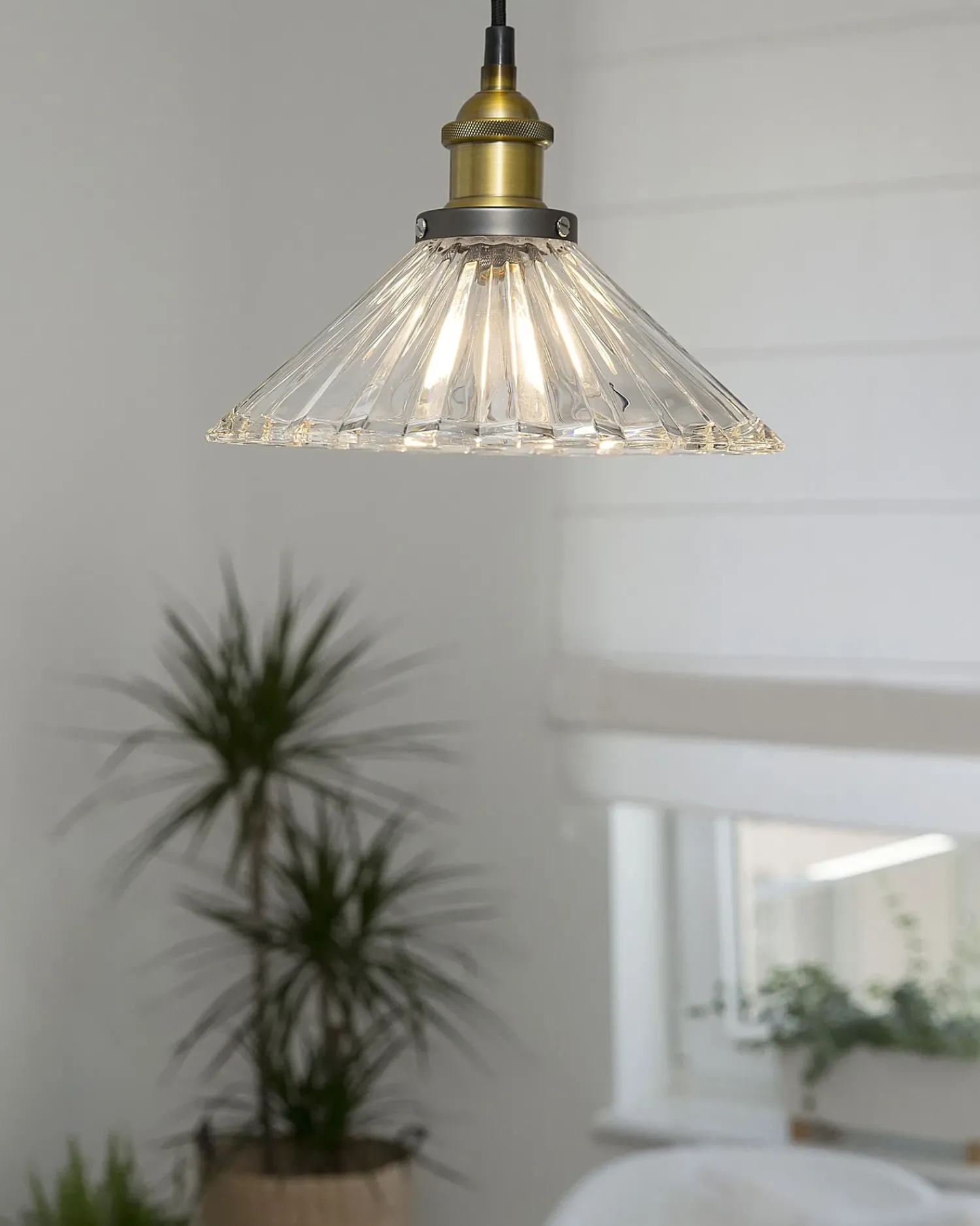 Best Beliani Lampadario COLORADO Vetro Trasparente Oro Trasparente