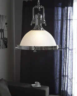 Sale Beliani Lampadario EBRON Vetro Bianco Argento Bianco