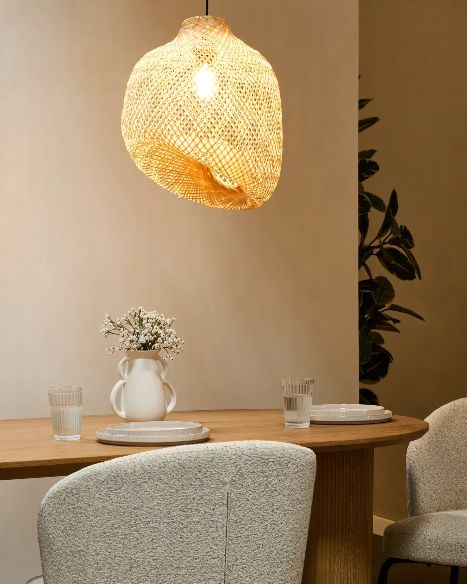 Sale Beliani Lampadario GURABO Bambù Naturale
