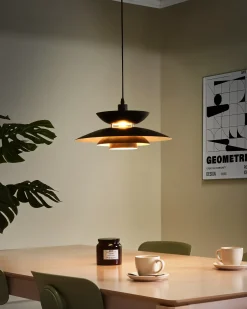 Outlet Beliani Lampadario JURGA Metallo Nero