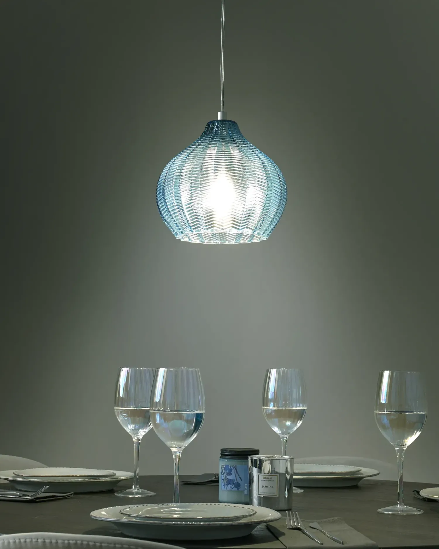Clearance Beliani Lampadario KEILA Vetro Blu