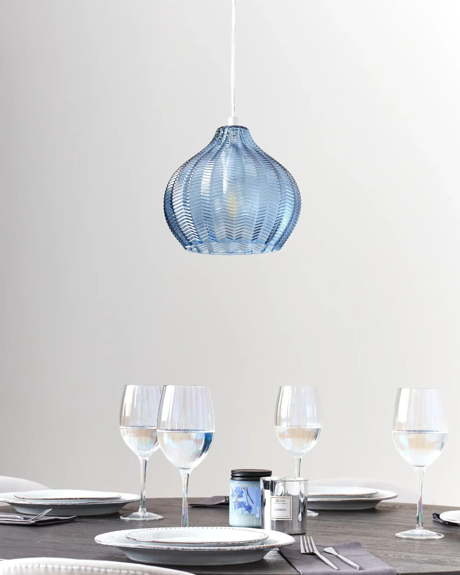 Clearance Beliani Lampadario KEILA Vetro Blu