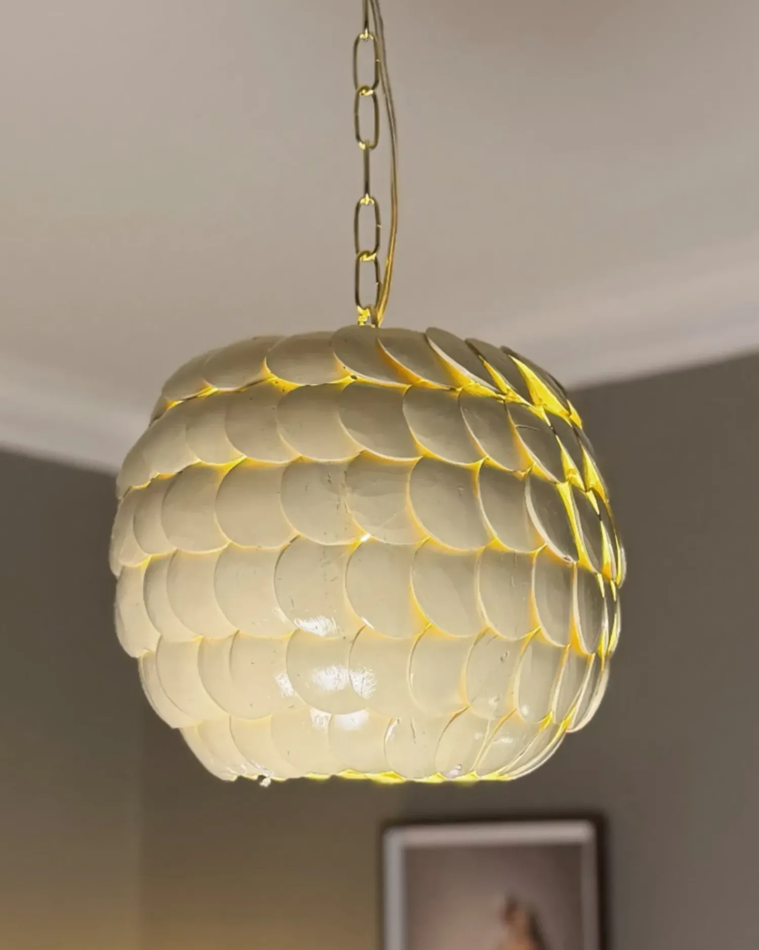 Outlet Beliani Lampadario MASKELIYA Guscio di cocco Beige Beige Oro
