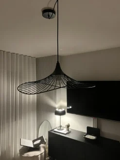 Outlet Beliani Lampadario MAZARO Metallo Nero