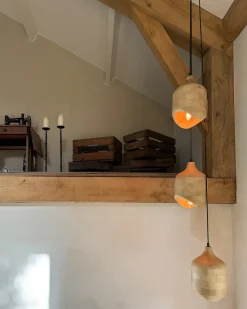 Outlet Beliani Lampadario PANDU Legno di mango chiaro Marrone