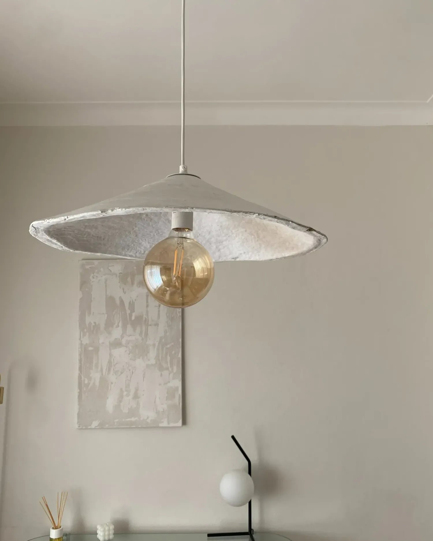 Sale Beliani Lampadario PORONGOS Cartapesta Bianco