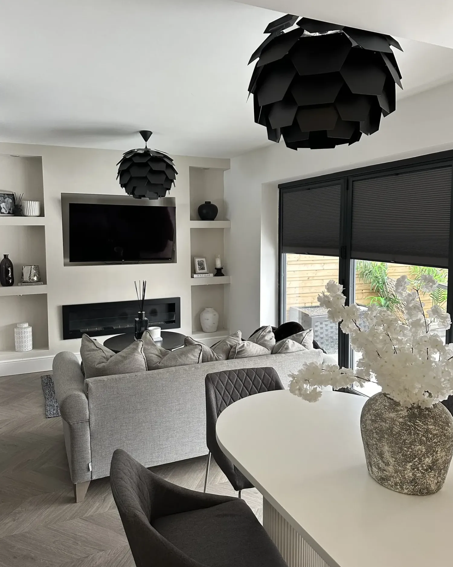 Clearance Beliani Lampadario SEGRE S Nero