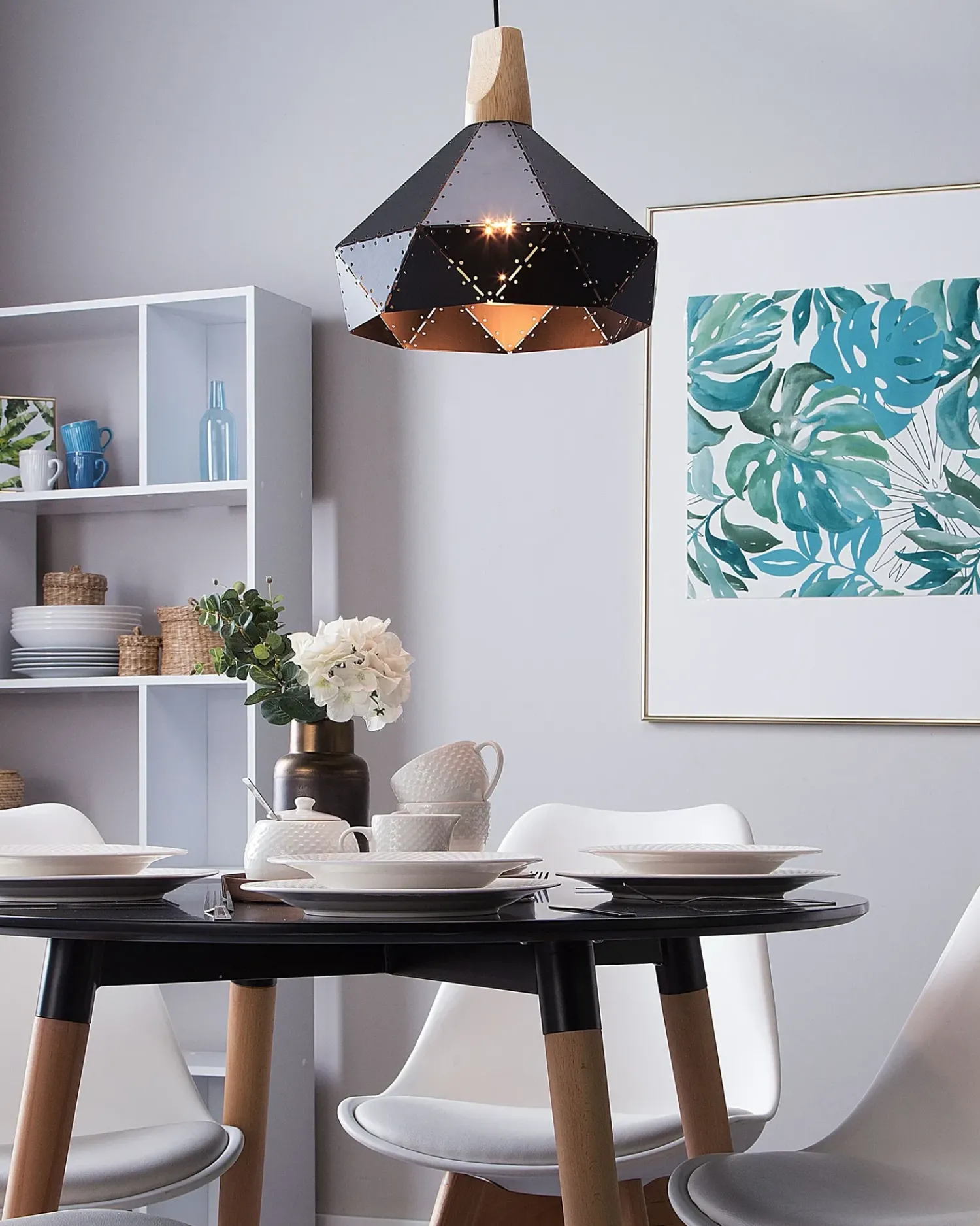 Outlet Beliani Lampadario SOMME Metallo Nero Marrone Nero