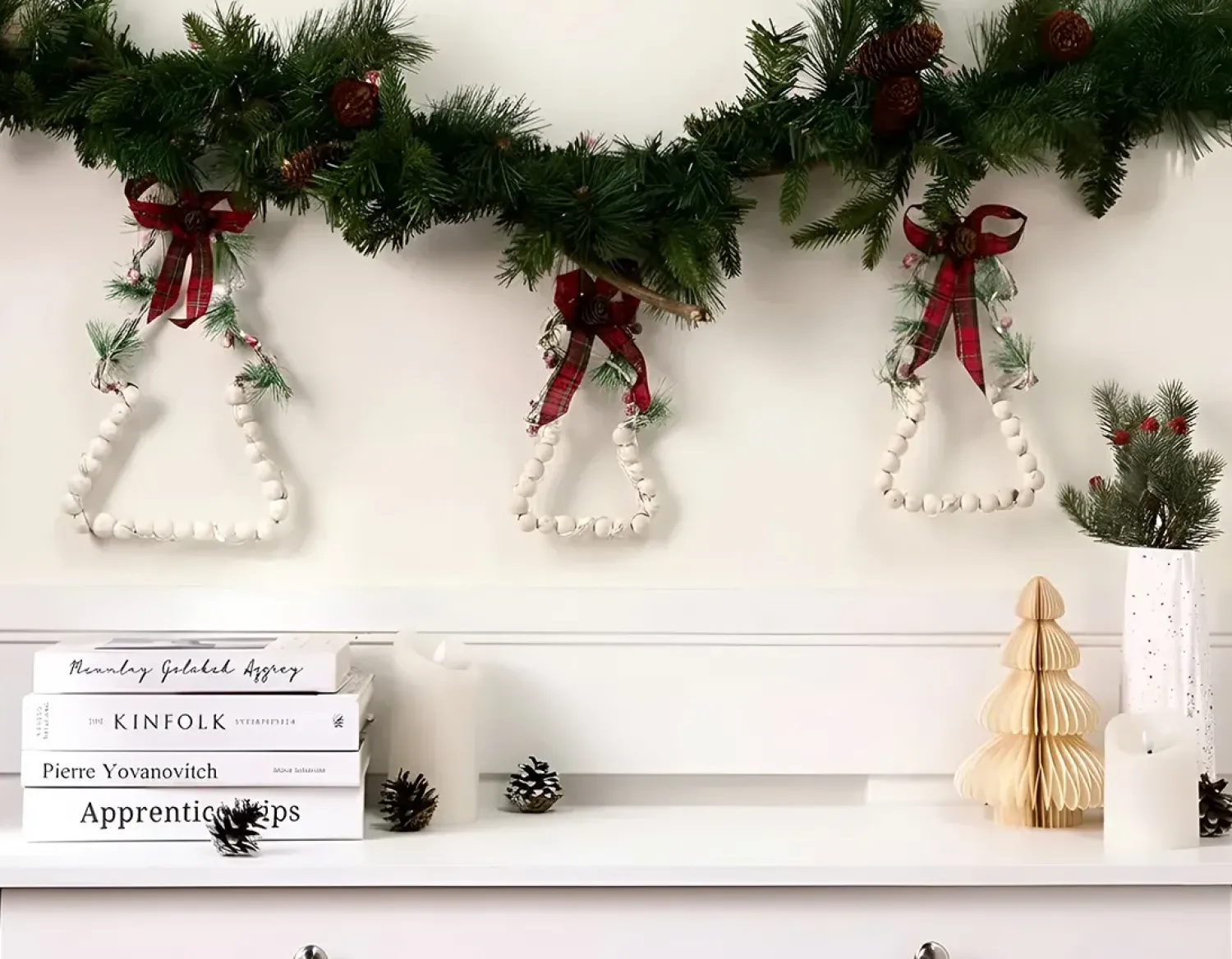 Online Beliani LED KYVESI Albero di Natale 20/25/30 cm Bianco Bianco Rosso Verde
