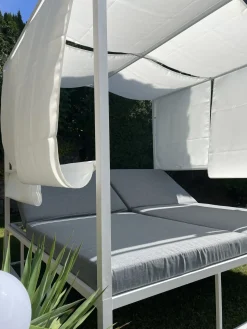 Online Beliani Lettino da giardino PALLANZA Metallo Bianco Bianco Grigio