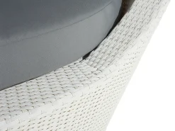 Sale Beliani Lettino da giardino SYLT Rattan sintetico (PE) Bianco Bianco Grigio