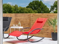 Clearance Beliani Lettino Prendisole a Dondolo CARANO II Metallo Rosso Rosso Nero