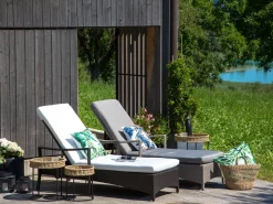 Discount Beliani Lettino Prendisole con Cuscino VASTO Rattan sintetico (PE) Marrone Bianco Marrone