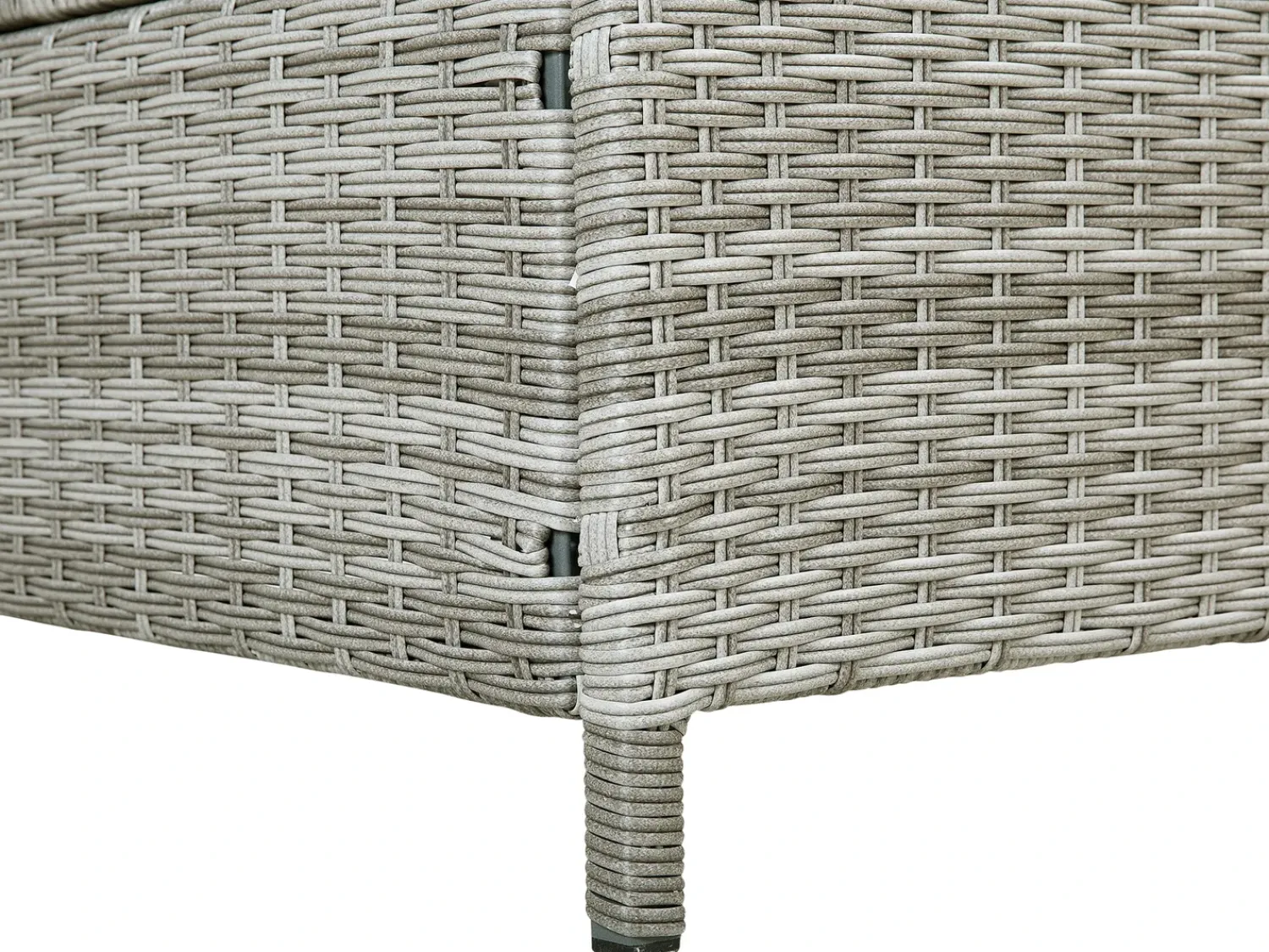 Beliani Lettino Prendisole con Cuscino TURIN Rattan sintetico (PE) Grigio