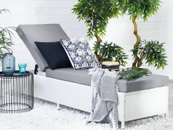Best Beliani Lettino Prendisole con Cuscino TURIN Rattan sintetico (PE) Bianco Bianco Grigio