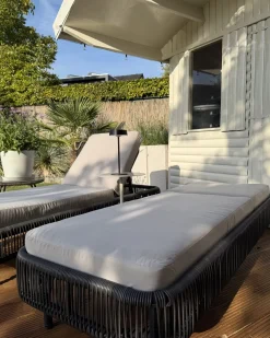 Best Beliani Lettino Prendisole con Cuscino OSINI Rattan sintetico (PE) Grigio Grigio Nero