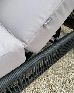 Best Beliani Lettino Prendisole con Cuscino OSINI Rattan sintetico (PE) Grigio Grigio Nero