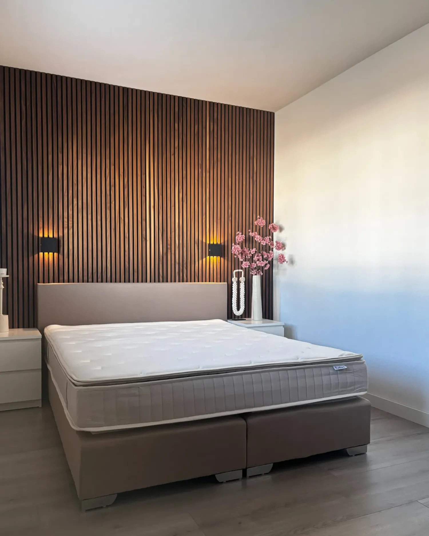 Discount Beliani Letto Continentale Tessuto PRESIDENT 160 x 200 cm Beige Beige Argento