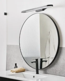 Outlet Beliani Luce LED per quadri e specchi MIDOU Metallo Nero