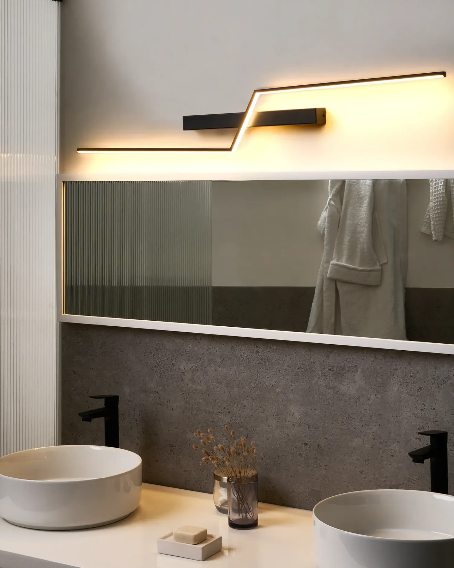 New Beliani Luce LED per quadri e specchi NOCEDA Metallo Nero