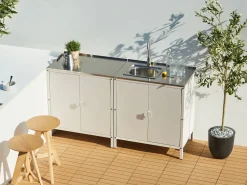 Sale Beliani Mobile da cucina per esterni VILAMA Bianco Bianco Argento