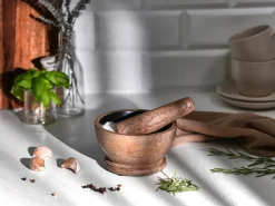 Online Beliani Mortaio e pestello QENA Legno di mango Marrone/Nero Marrone Nero