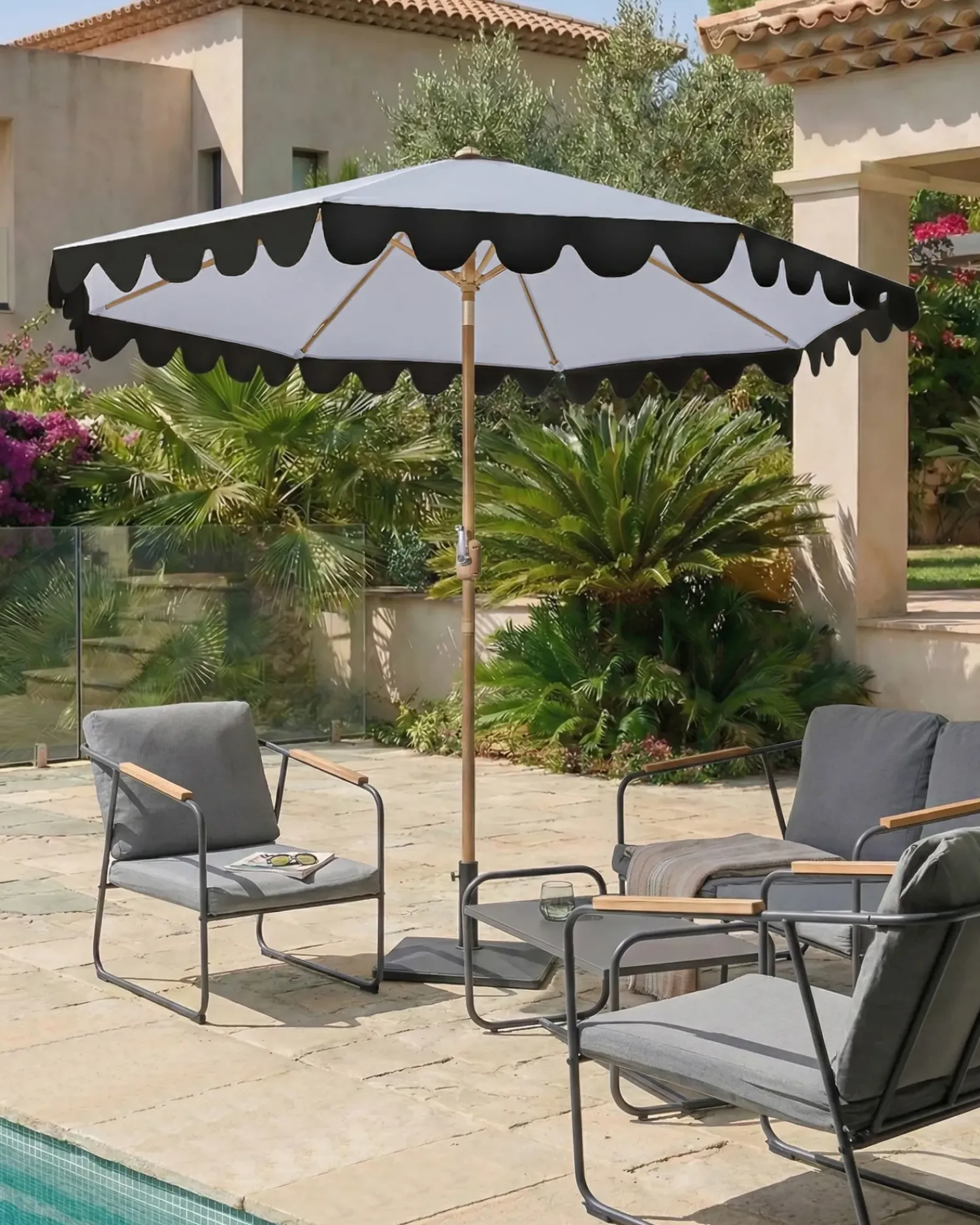 Clearance Beliani Ombrellone da esterno 270 cm ISOLOTTO Grigio Grigio Marrone Nero