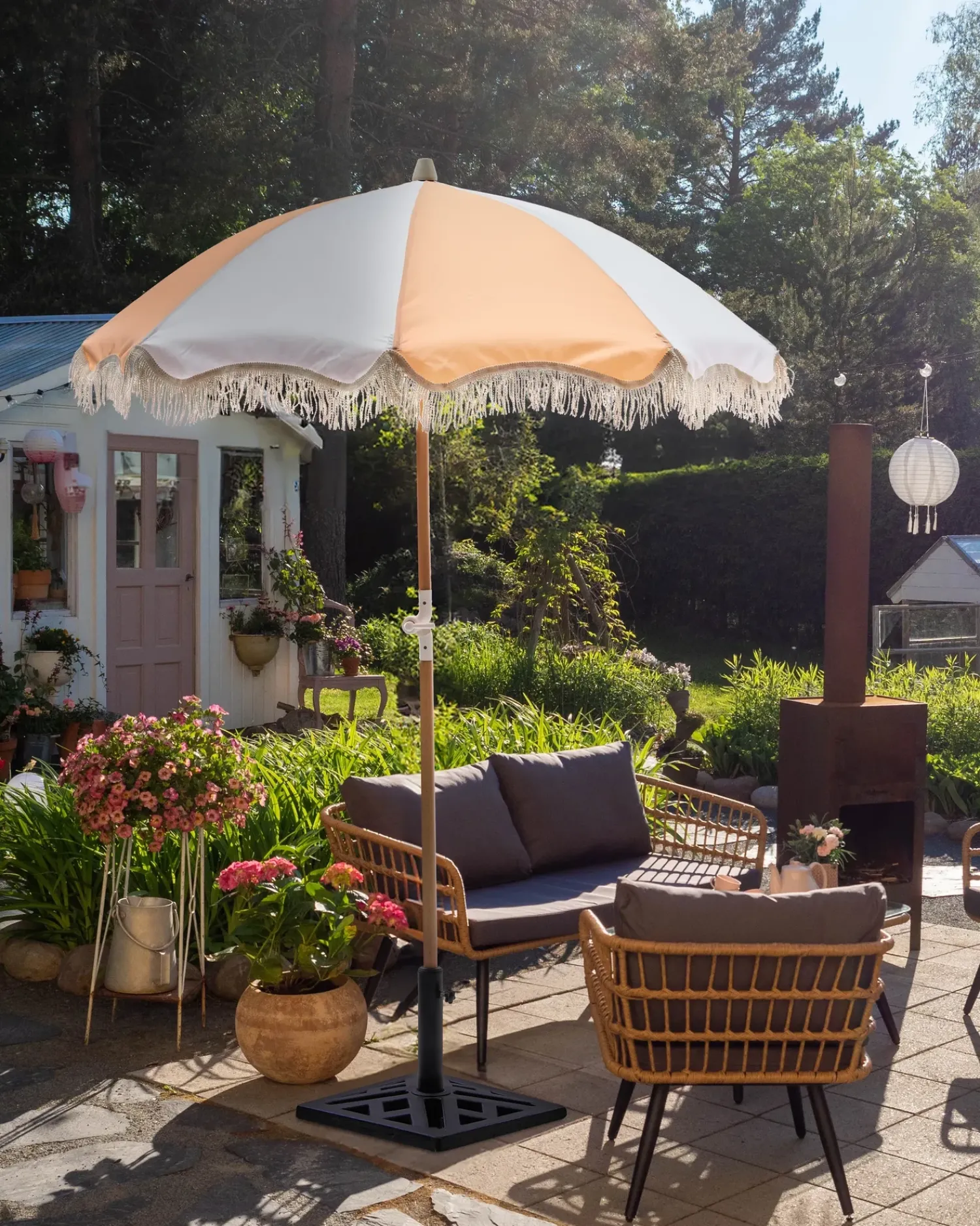 Online Beliani Ombrellone da giardino 155 cm MONDELLO Arancione Bianco Arancione