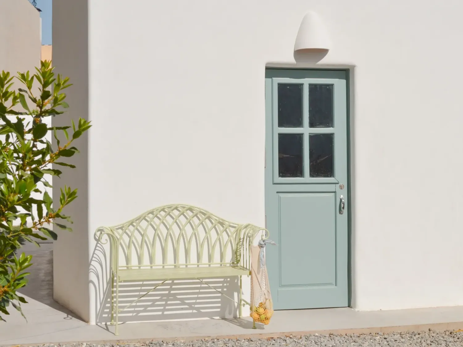 Beliani Panchina da giardino MILAZZO 130 cm Metallo chiaro Verde